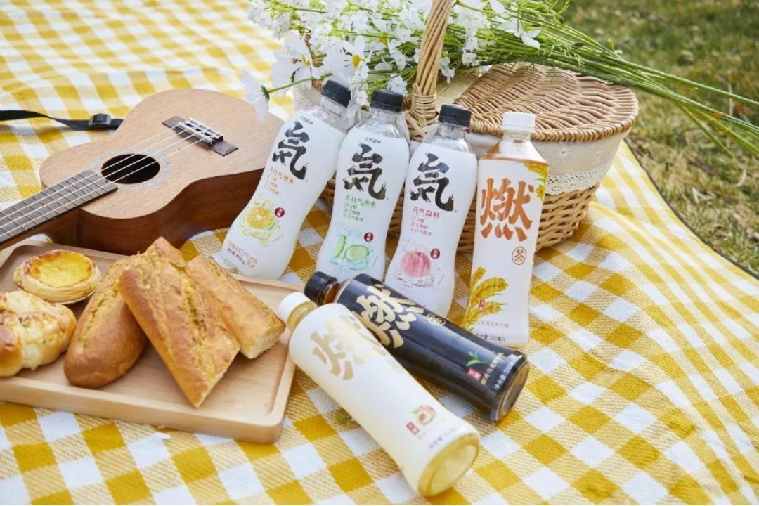 刚刚，，，，元气森林官宣完成新一轮融资，，，，估值达60亿美元！将把钱花在这些事上_PG国际