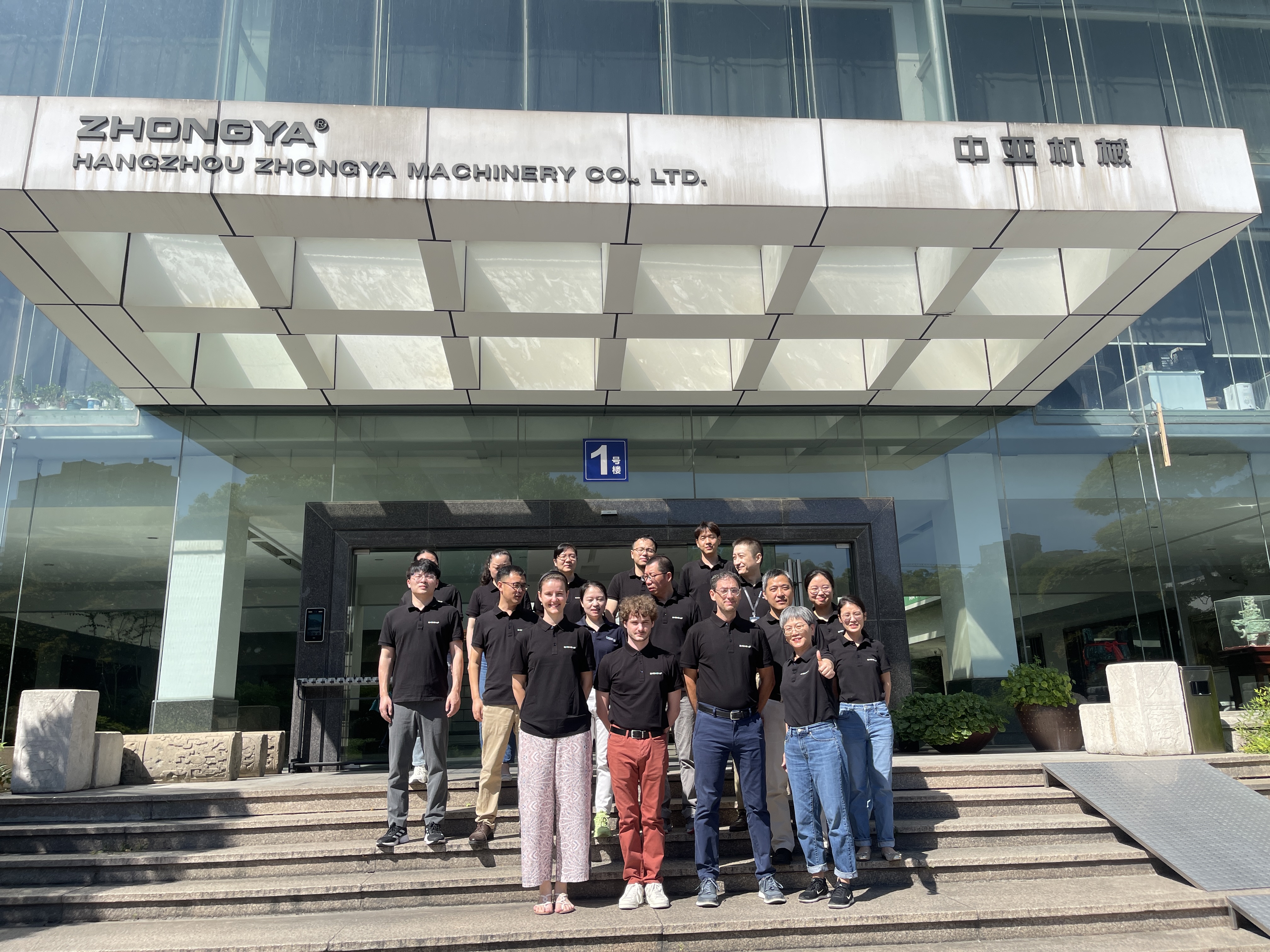 以专业手艺加持营销技巧、以品质服务提升市场影响丨PG国际欧洲公司团队培训盛大举行_PG国际